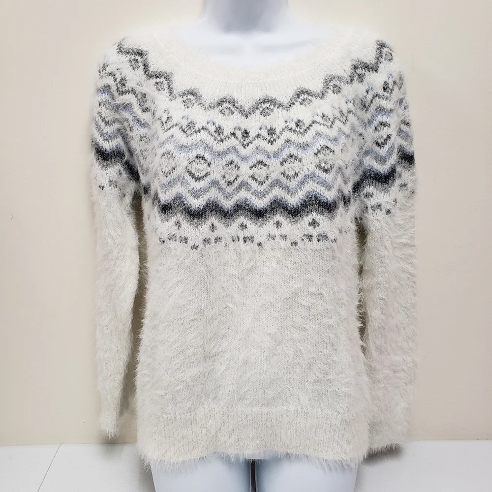 Justice Girls Soft Fuzzy Sweater Size 14/16